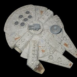 🔍Vintage 📍1970s falcon StarWars ship.